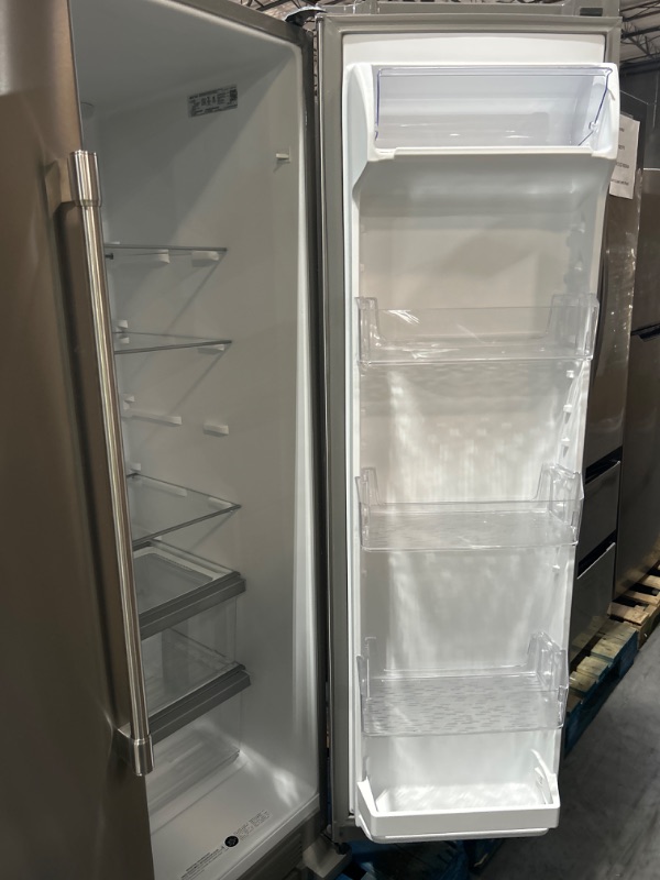 Photo 6 of Maytag 24.9-cu ft Side-by-Side Refrigerator (Fingerprint Resistant Stainless Steel)