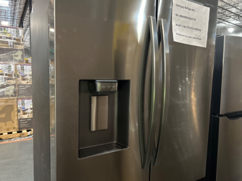 Photo 14 of Samsung Mega Capacity 29.8-cu ft 4-Door Smart French Door Refrigerator with Dual Ice Maker 