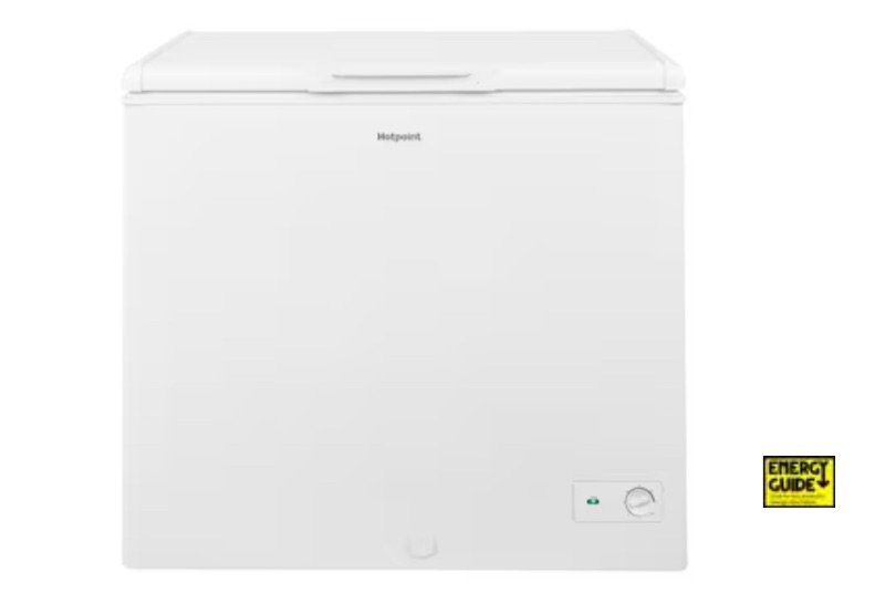 Photo 1 of Hotpoint 8.8-cu ft Manual Defrost Chest Freezer (White