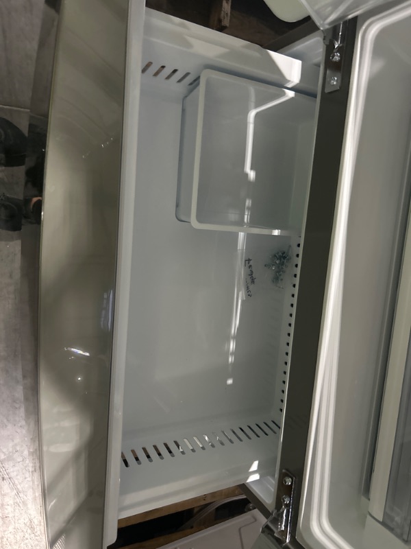 Photo 8 of LG Craft Ice Smart WiFi Enabled 27.8-cu ft 4-Door Smart French Door Refrigerator with Dual Ice Maker 