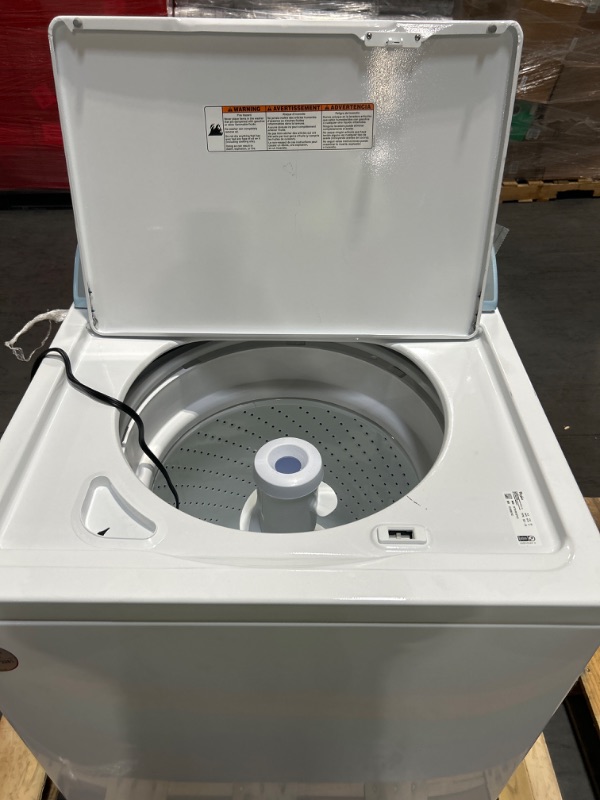 Photo 3 of Whirlpool 3.5-cu ft High Efficiency Agitator Top-Load Washer (White)