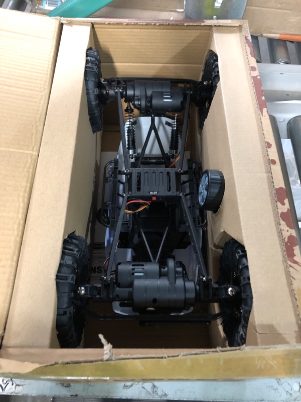 Photo 2 of DANCHEE RidgeRock - 4WD Electric Rock Crawler - 1/10 Scale - RTR , Blue