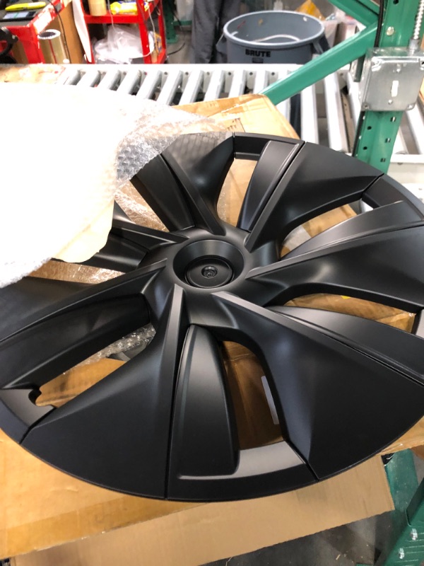 Photo 4 of Limsas Tesla Model Y Wheel Cover Hubcap