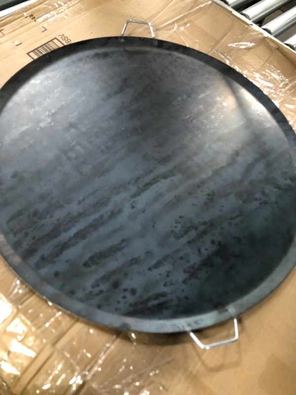 Photo 4 of **light scratches***Extra Large Comal Para Tortillas Grandes Redondo for Tortillas y Quesadilla Carbon Steel Heavy Duty Metal Handle (23 In)