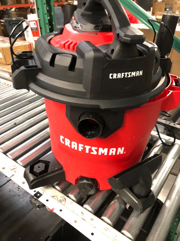 Photo 2 of **damaged**CRAFTSMAN CMXEVBE18590 9 Gallon 4.25 Peak HP Wet/Dry Vac, General Purpose Portable Shop Vacuum with 3 Dust Collection Bags and Attachments 9 Gal 4.25 Peak HP w/ Dust Bags