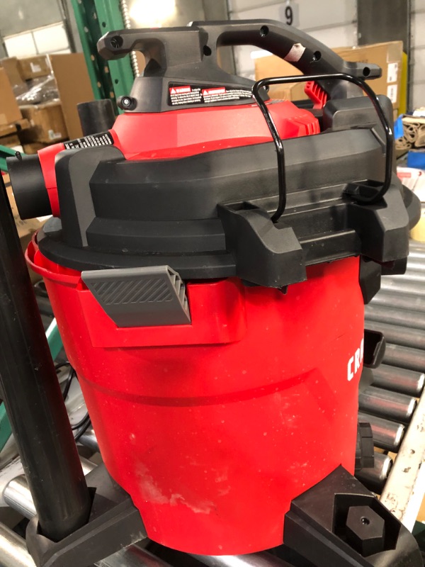 Photo 5 of **damaged**CRAFTSMAN CMXEVBE18590 9 Gallon 4.25 Peak HP Wet/Dry Vac, General Purpose Portable Shop Vacuum with 3 Dust Collection Bags and Attachments 9 Gal 4.25 Peak HP w/ Dust Bags