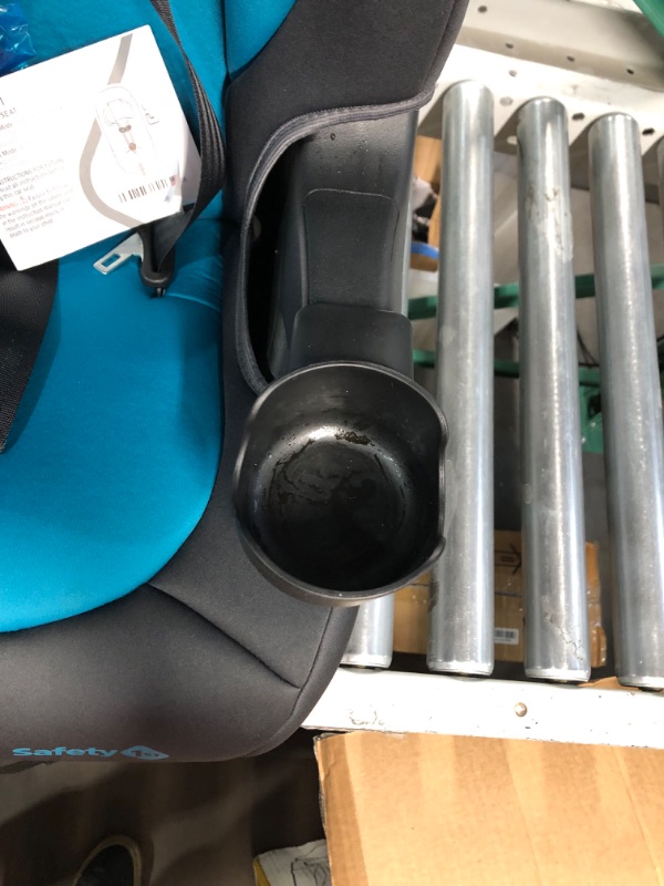 Photo 5 of *USED AN DIRTY / SEE PHOTOS* Safety 1st Grand 2-in-1 Booster Car Seat, Forward-Facing with Harness, 30-65 pounds and Belt-Positioning Booster, 40-120 pounds, Capri Teal