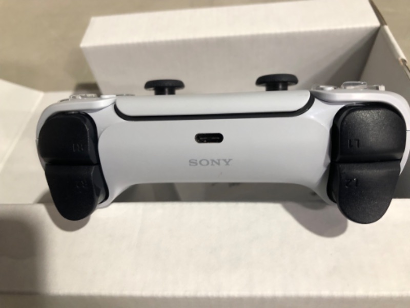 Photo 5 of Playstation DualSense Wireless Controller White