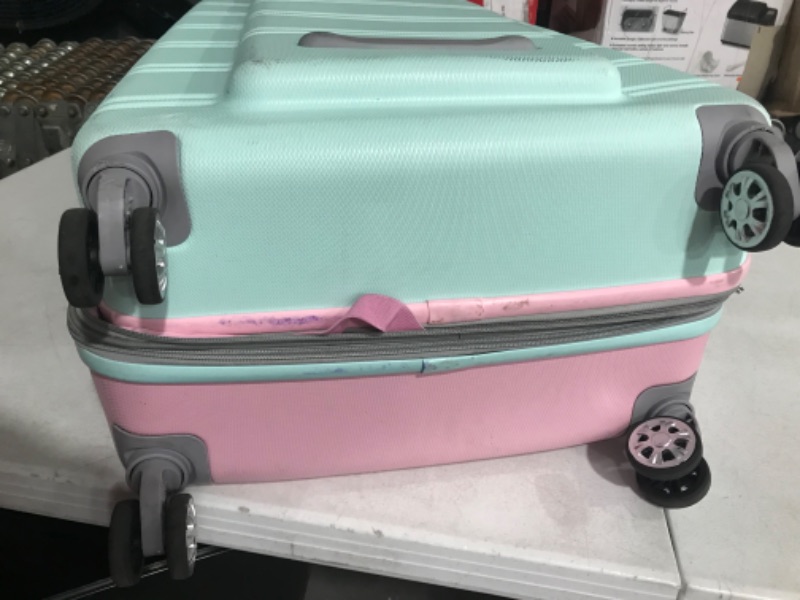 Photo 5 of -MISSING SMALLER SUIT CASE.

Rockland Melbourne Hardside Expandable Spinner Wheel Luggage.