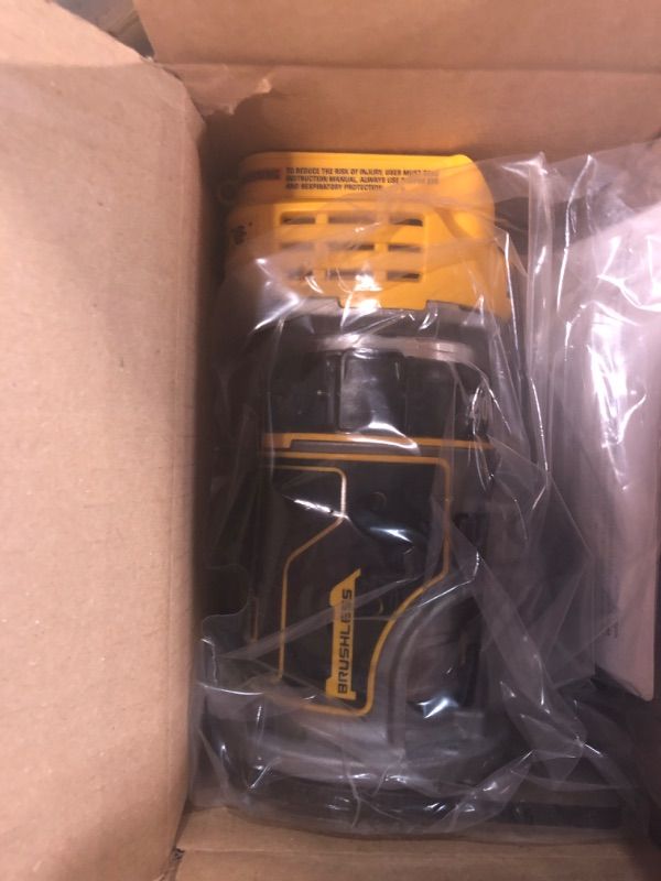 Photo 2 of DEWALT 20V Max XR Cordless Router, Brushless, Tool Only (DCW600B)