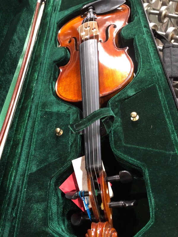 Photo 1 of **USED**
Cremona SV-500 Premier Artist Violin Outfit - 4/4 Size 4/4 Size Violin Outfit