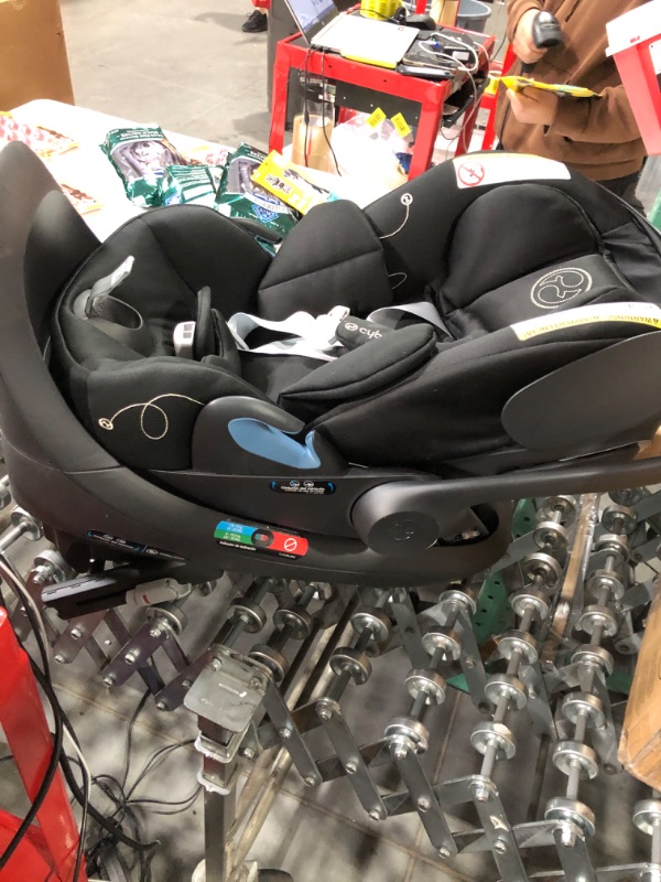 Photo 2 of Cybex Cloud G Comfort Extend Infant Car Seat with Anti-Rebound Base, Linear Side Impact Protection, Latch Install, Ergonomic Full Recline, Extended Leg Rest, Moon Black