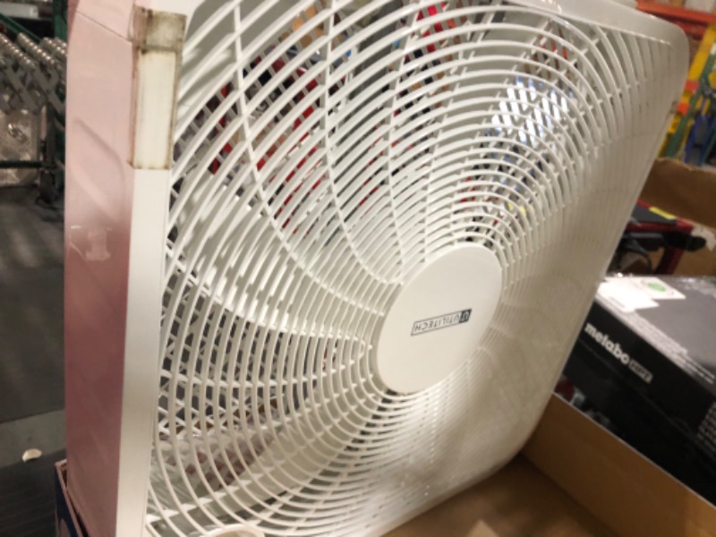 Photo 2 of **PARTS ONLY, NON-FUNCTIONAL** Utilitech 20-in 3-Speed Indoor Box Fan