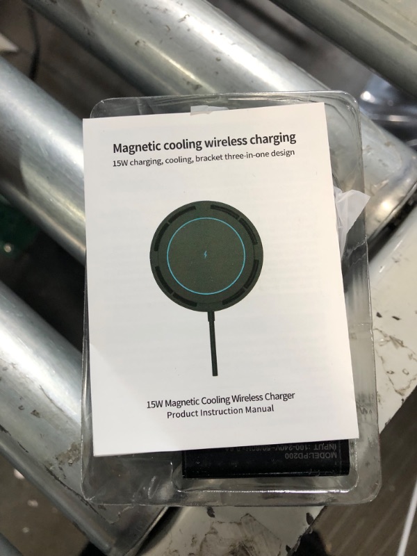 Photo 2 of DTZY Magnetic Wireless Charger Phone Cooler