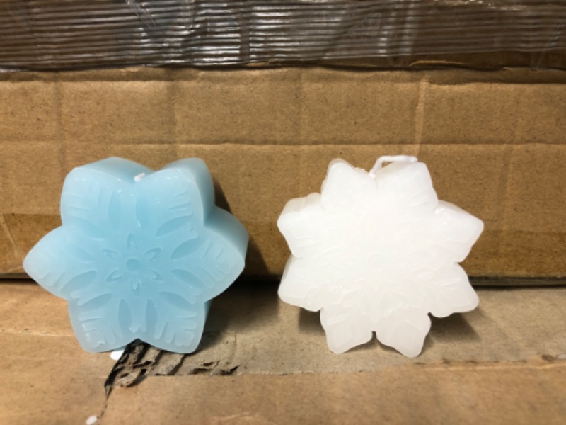 Photo 2 of 10 Pcs Christmas Snowflake Shaped Candles Aesthetic Candle White Blue Scented Snowflake Candles Gifts Xmas Holiday 