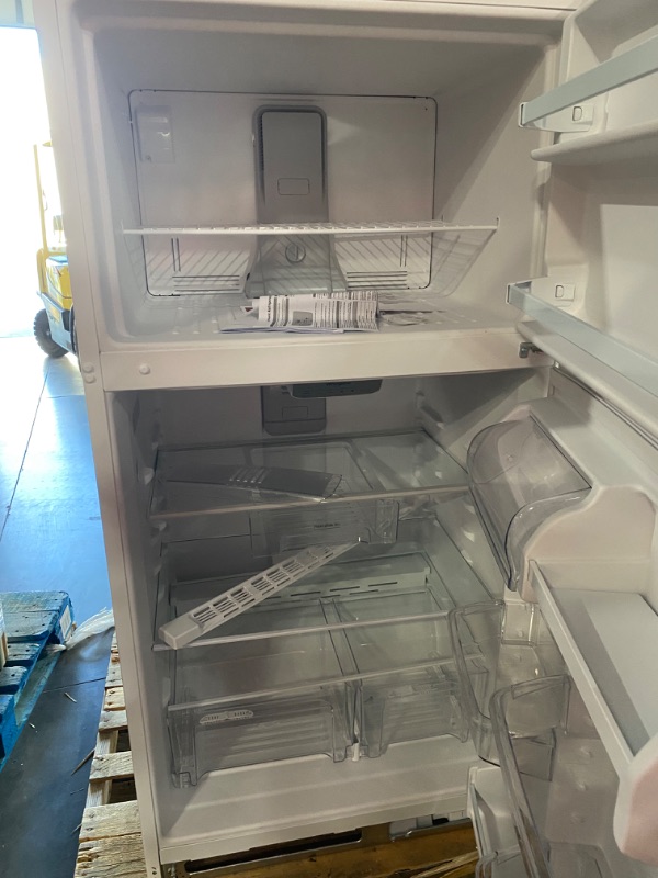 Photo 8 of **USED** ** HAS MINOR DAMAGES Whirlpool - 20.5 Cu. Ft. Top-Freezer Refrigerator - White
