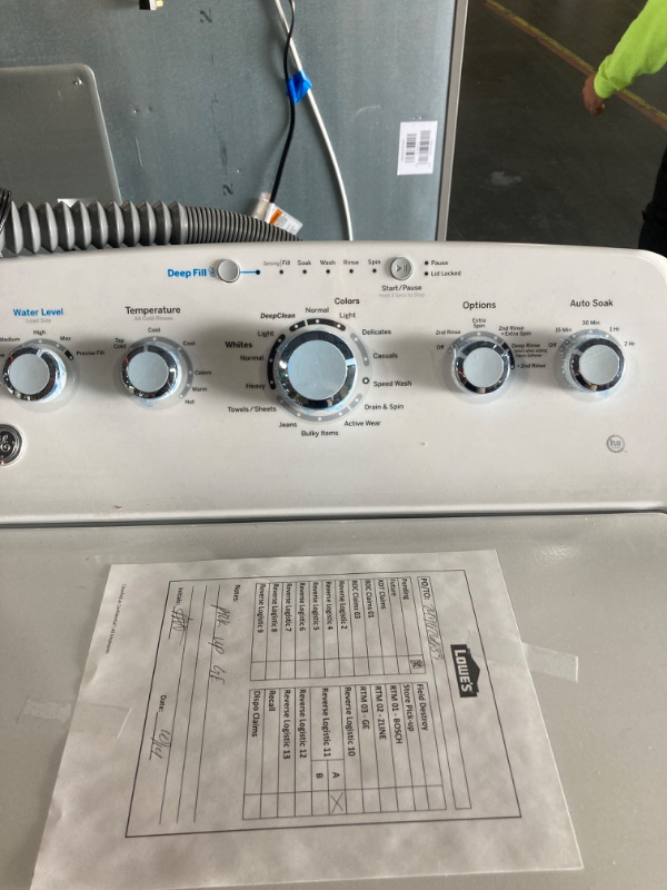 Photo 8 of (READ NOTES) GE 4.5-cu ft High Efficiency Agitator Top-Load Washer (White)
