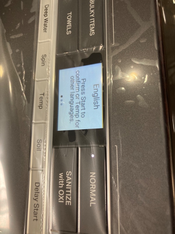 Photo 3 of (READ NOTES) Whirlpool Smart Capable w/Load and Go 5.3-cu ft High Efficiency Impeller and Agitator Smart Top-Load Washer (Chrome Shadow) ENERGY STAR
