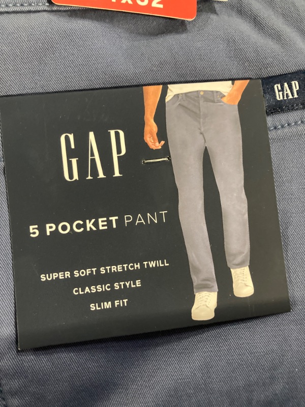 Photo 1 of GAP PANTS 34X32 NAVY 