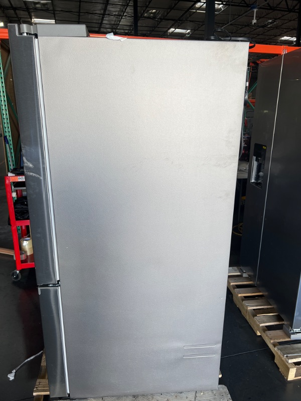 Photo 16 of ***READ NOTES***22 cu. ft. Smart 3-Door French Door Refrigerator with External Water Dispenser in Fingerprint Resistant Stainless Steel

