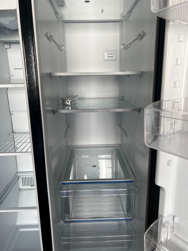 Photo 15 of ***READ NOTES***Frigidaire 22.3 Cu. Ft. 33" Standard Depth Side by Side Refrigerator
