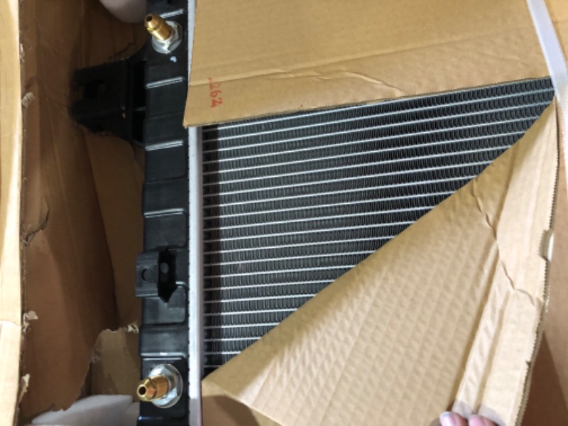 Photo 2 of DWVO Radiator Compatible with 1999-2004 Jeep Grand Cherokee 6Cyl 4.0L L6 DWRD1006