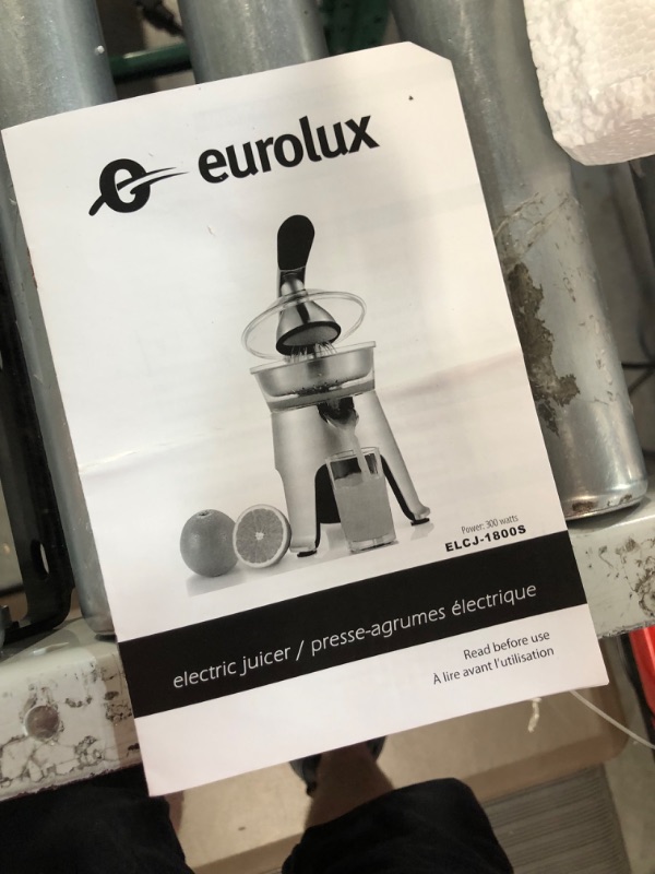 Photo 3 of ***DAMAGED - NOT FUNCTIONAL - SEE NOTES***
Eurolux Die Cast Stainless Steel Electric Citrus Juicer Squeezer