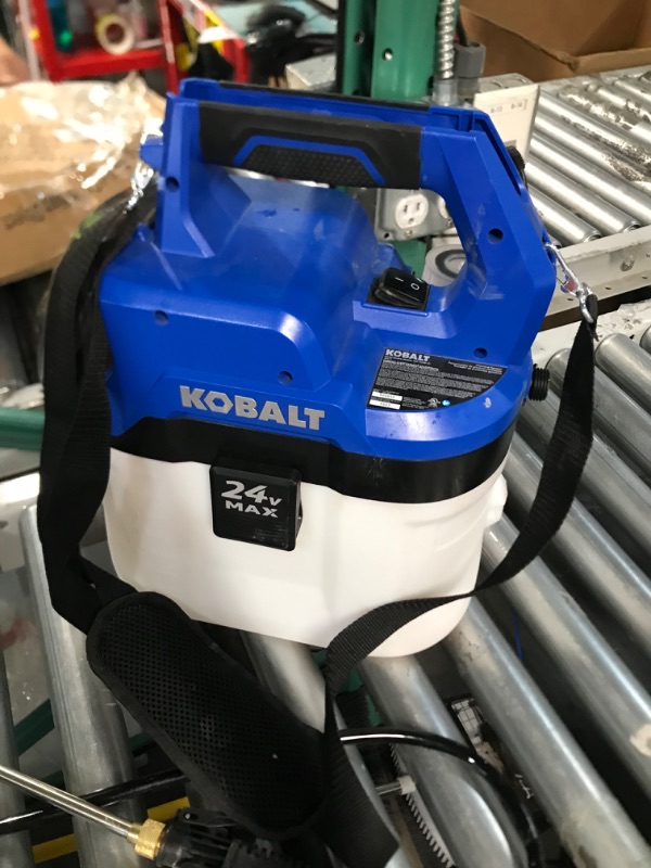 Photo 1 of Kobalt 2.11-gallon Plastic Handheld Sprayer