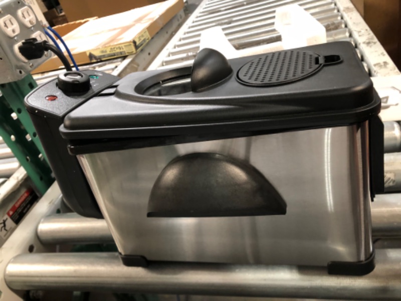 Photo 2 of **PARTS ONLY**
Elite Gourmet EDF2100 Electric Immersion Deep Fryer Removable Basket 2 Quart / 8.2 cup