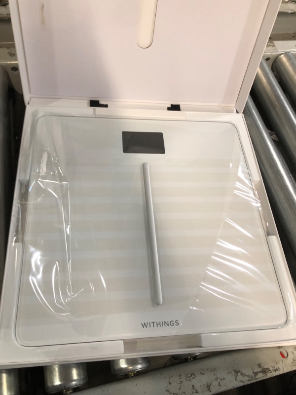 Photo 4 of Withings Body Cardio – Premium Wi-Fi Body Composition Smart Scale,  White