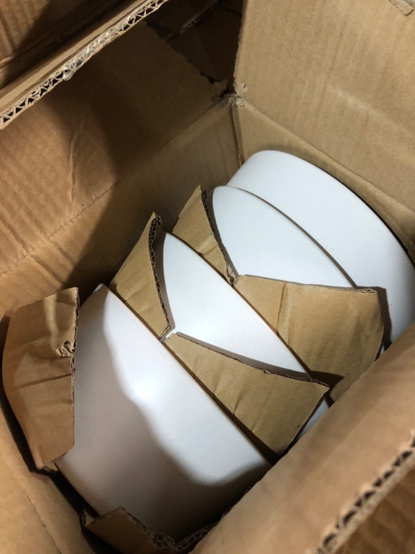 Photo 1 of Stone Lain 16 Pieces Stoneware Round Dinnerware Set, Snow White 16-Piece Service for 4 White Speckled