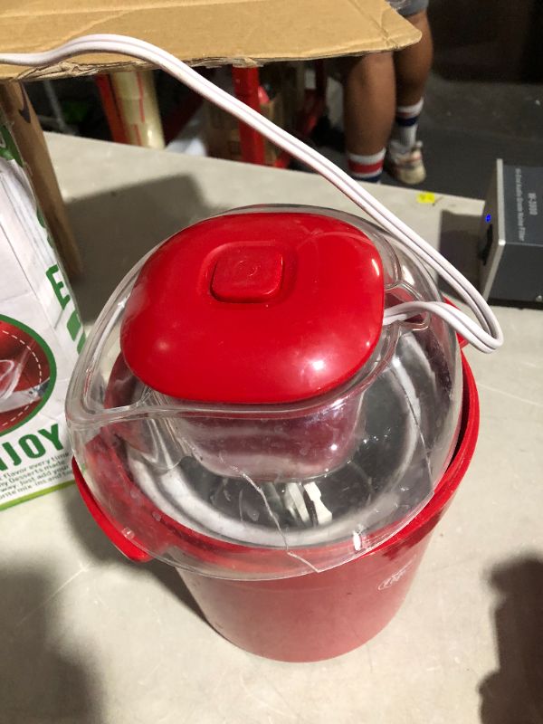 Photo 6 of ***LID CRACKED - SEE PICTURES***
GreenLife 1.5QT Electric Ice Cream Maker, Red