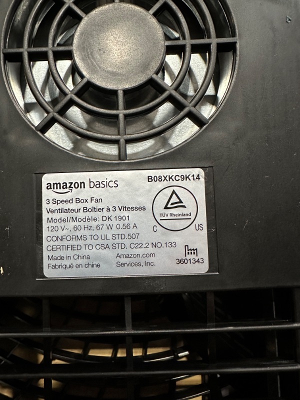 Photo 5 of ***DAMAGED - NONFUNCTIONAL - SEE NOTES***
Amazon Basics 3 Speed Box Fan, 20-Inch- Black