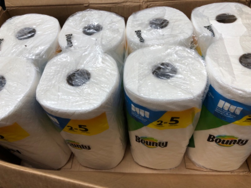 Photo 2 of Bounty Quick Size Paper Towels, White, 4 Packs Of 2 Family Rolls = 8 Family Rolls