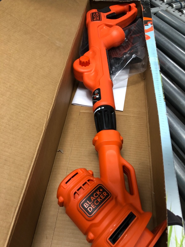 Photo 2 of * Stripped gears on head * sold for parts/repair *
BLACK+DECKER String Trimmer with Auto Feed, Electric, 6.5-Amp, 14-Inch (BESTA510)