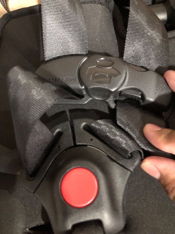 Photo 1 of *MINOR DAMAGE SEE NOTES*
Graco Tranzitions 3 in 1 Harness Booster Seat, Proof Tranzitions Black