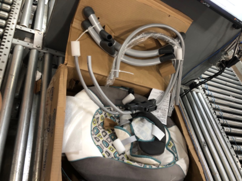 Photo 3 of *PARTS ONLY-DOES NOT FUNCTION*
Graco Glider LX Baby Swing Affinia Glider LX