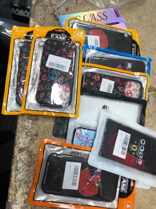 Photo 1 of Assorted phone case bundle 10 