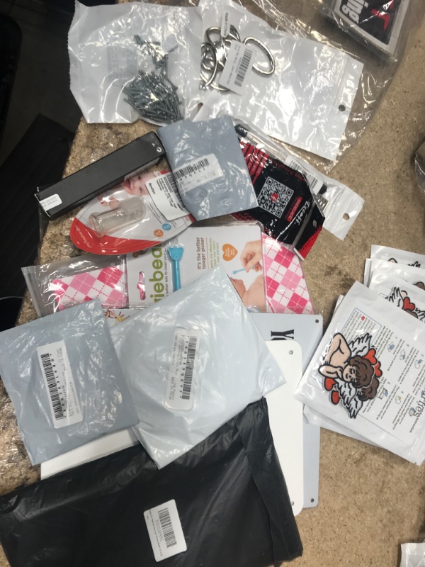 Photo 1 of 20 piece Miscellaneous Bundle