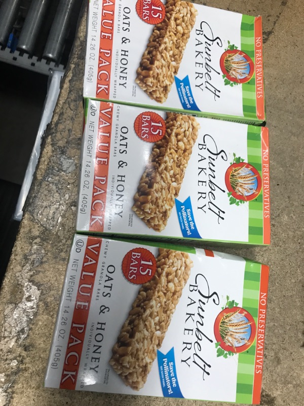 Photo 2 of 3 pk Sunbelt Bakery Oats & Honey Chewy Granola Bars, Value Pack, 1.0 OZ, 15 Count (1 Box)