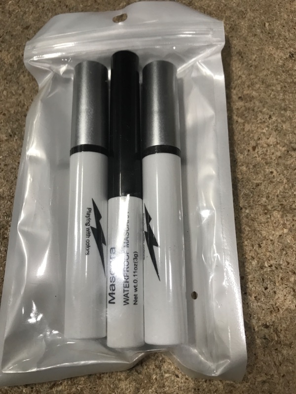 Photo 1 of 3 piece Mascara
