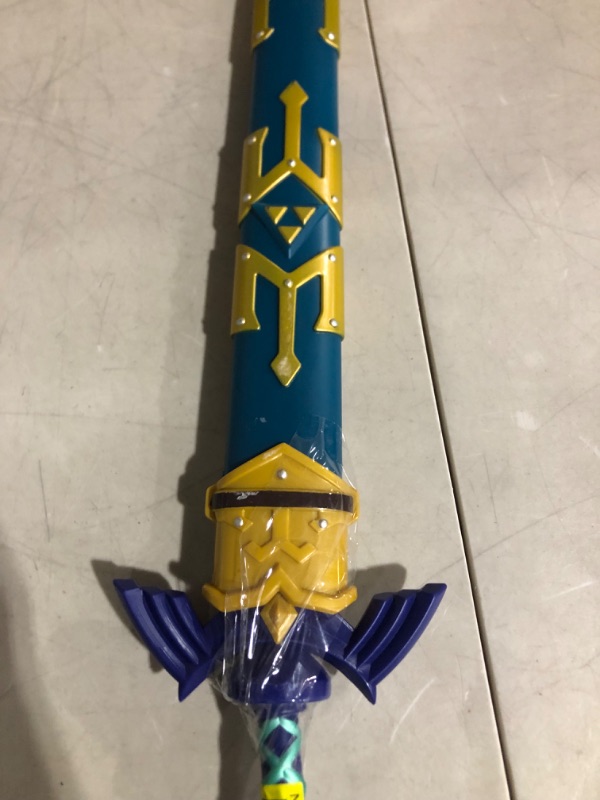 Photo 4 of [READ NOTES]
ziqing Japanese Anime Cosplay Legend of Zelda Link Sword?Master Sword with Sheath Blue Blade?Metallic Stainless Steel?43inch
