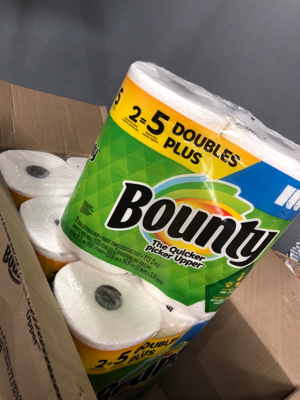 Photo 2 of Bounty Quick-Size Paper Towels, White 8 ROLLS , 2 PACK 