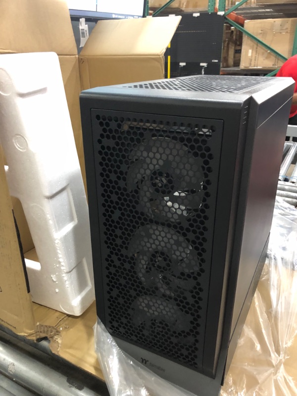 Photo 2 of Thermaltake Ceres 500 Black Mid Tower E-ATX Computer Case with Tempered Glass Side Panel; 4 Preinstalled PWM ARGB Fans; Rotational PCIe Slots & GPU Holder; CA-1X5-00M1WN-00; 3 Years Warranty Black Ceres 500