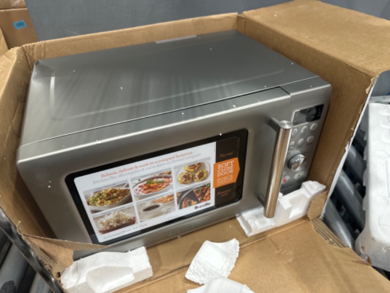 Photo 2 of ***PARTS ONLY***Breville Compact Wave Soft-Close Microwave Oven, Silver, BMO650SIL