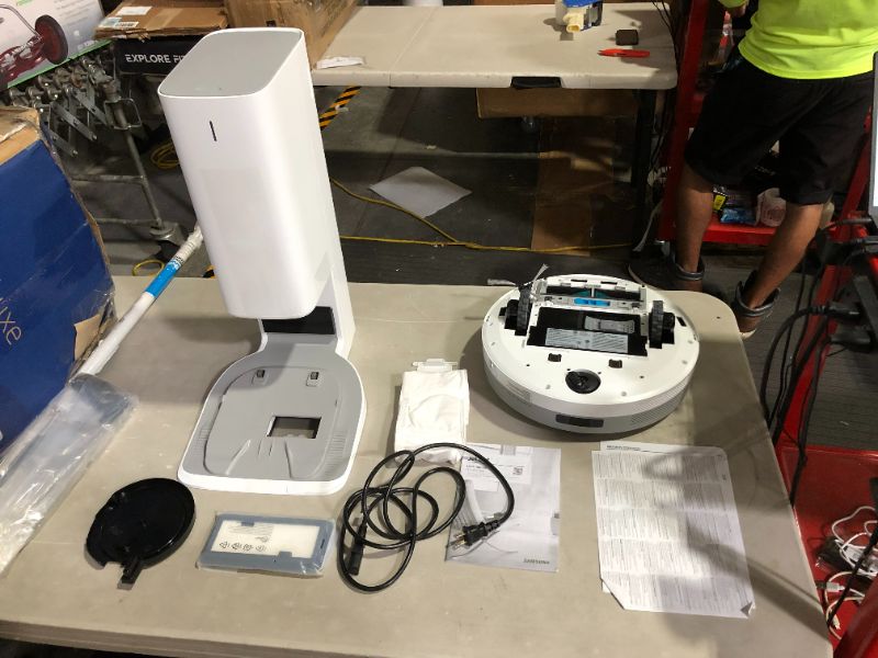 Photo 2 of ***UNTESTED - SEE NOTES***
SAMSUNG Jet Bot+ Robot Vacuum Cleaner w/ Clean Station, VR30T85513W/AA