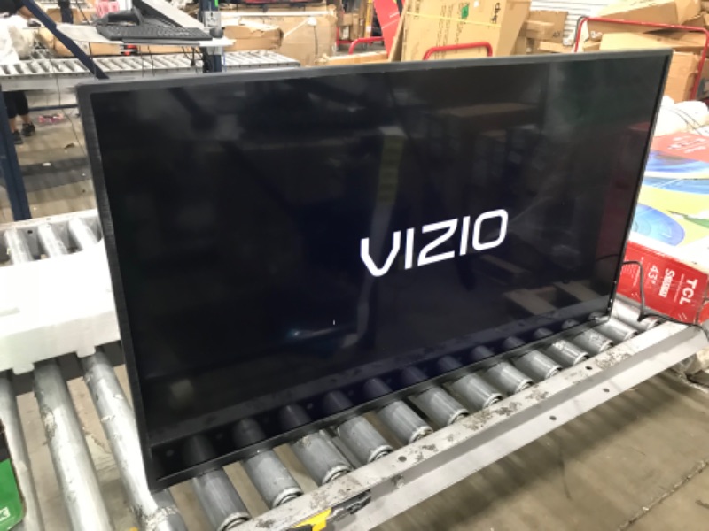 Photo 3 of VIZIO 40-inch D-Series Full HD 1080p Smart TV with Apple AirPlay and Chromecast Built-in, Alexa Compatibility, D40f-J09, 2022 Model 40 in 1080p Bezel