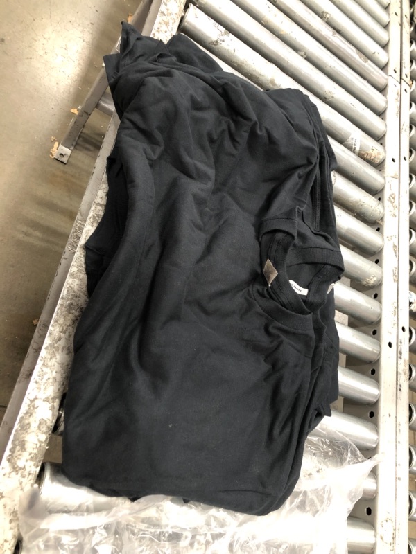 Photo 1 of 10 PACK XXL BLACK GILDAN SHIRTS