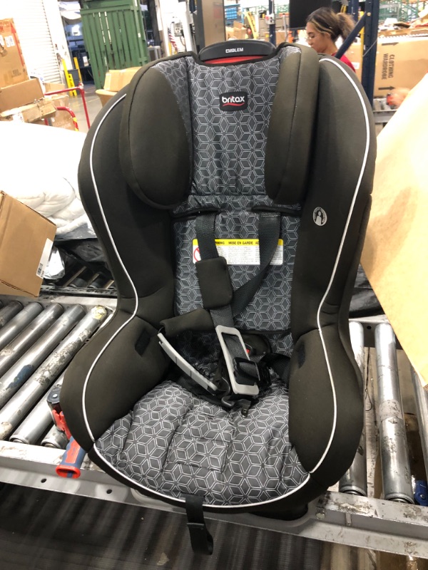 Photo 3 of Britax Emblem 3 Stage Convertible Car Seat, Fusion
