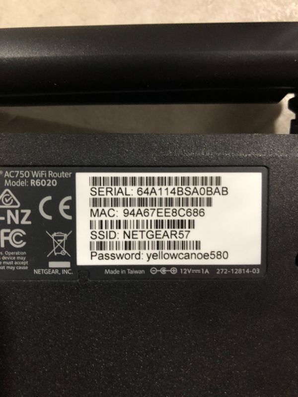Photo 4 of * item powers on * unable to test further *
NETGEAR Dual Band WiFi Router (R6020)